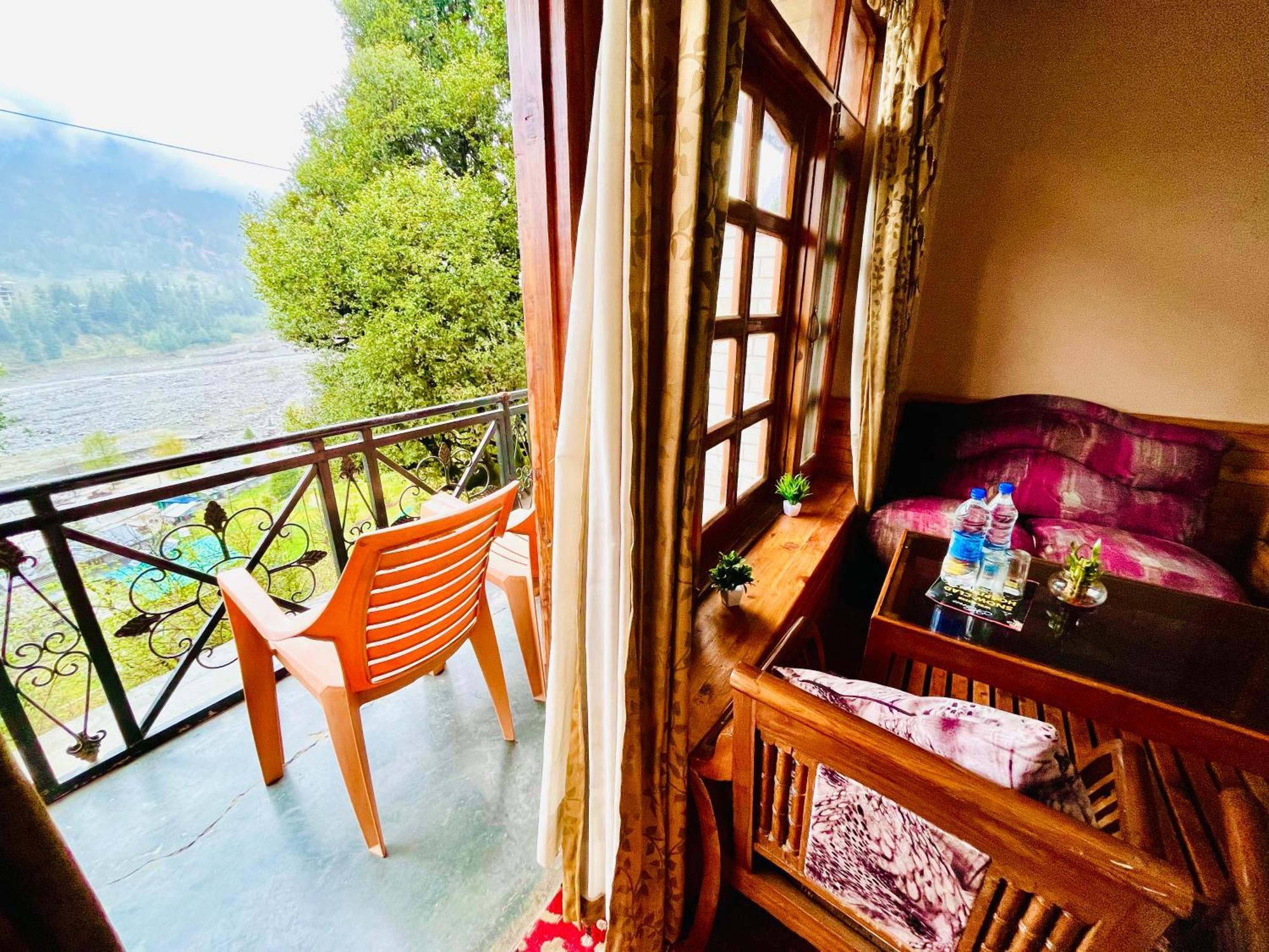 The Hollywood Vibes - #Riverview #Premium Rooms #Prime Location #Most Awarded #Parking #Top Rated #Open Terrace #Best Selling Hotel In Manali Exterior foto
