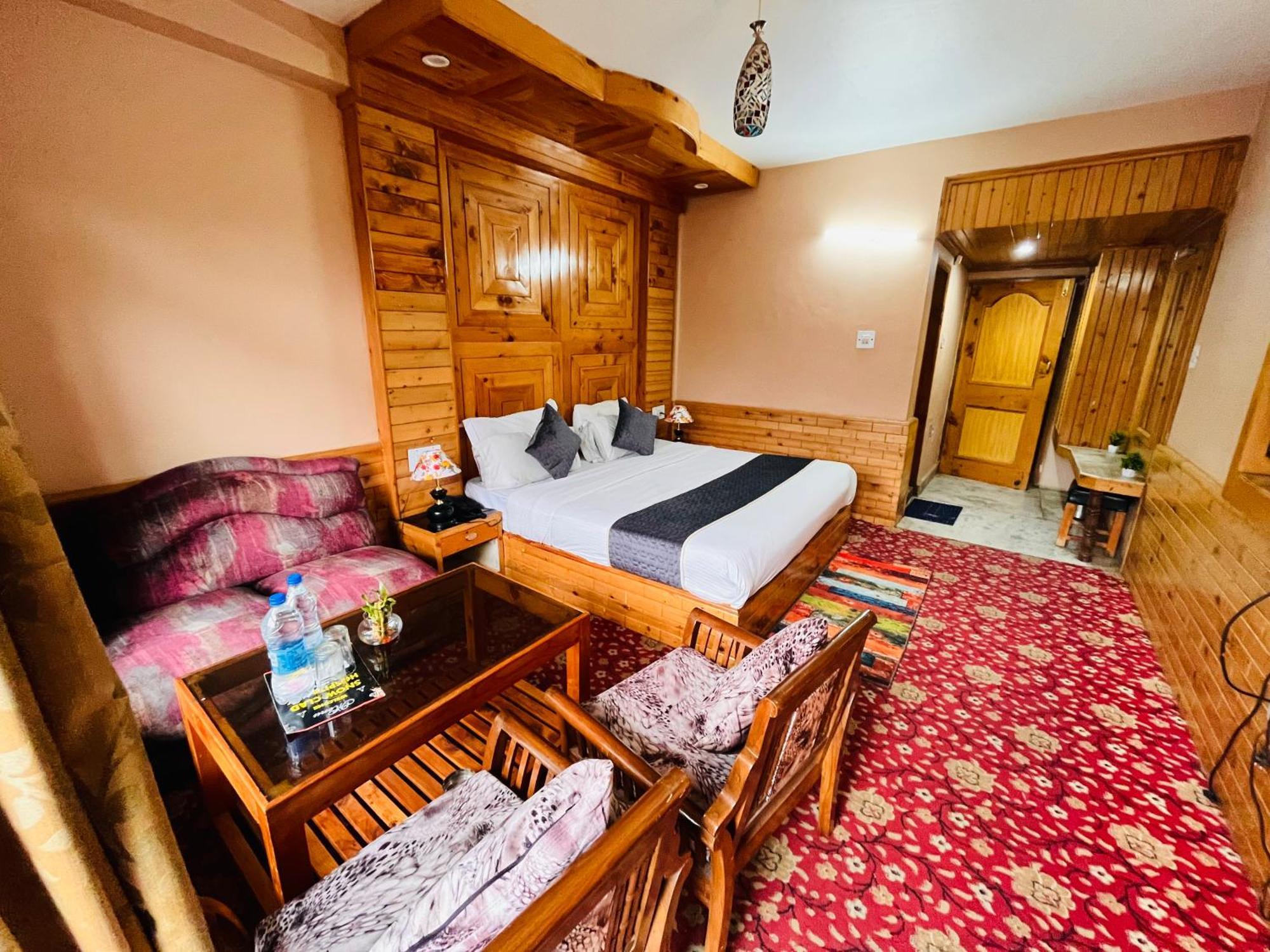 The Hollywood Vibes - #Riverview #Premium Rooms #Prime Location #Most Awarded #Parking #Top Rated #Open Terrace #Best Selling Hotel In Manali Exterior foto