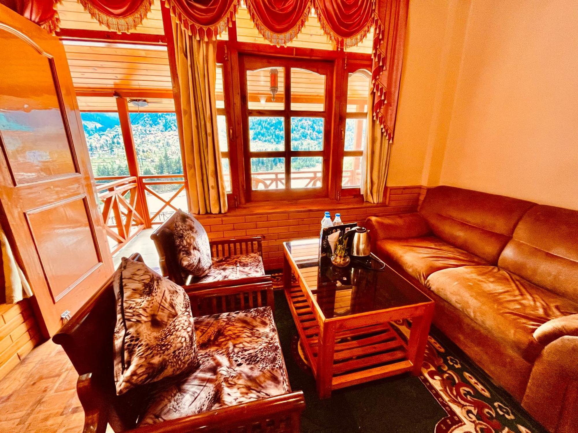 The Hollywood Vibes - #Riverview #Premium Rooms #Prime Location #Most Awarded #Parking #Top Rated #Open Terrace #Best Selling Hotel In Manali Exterior foto
