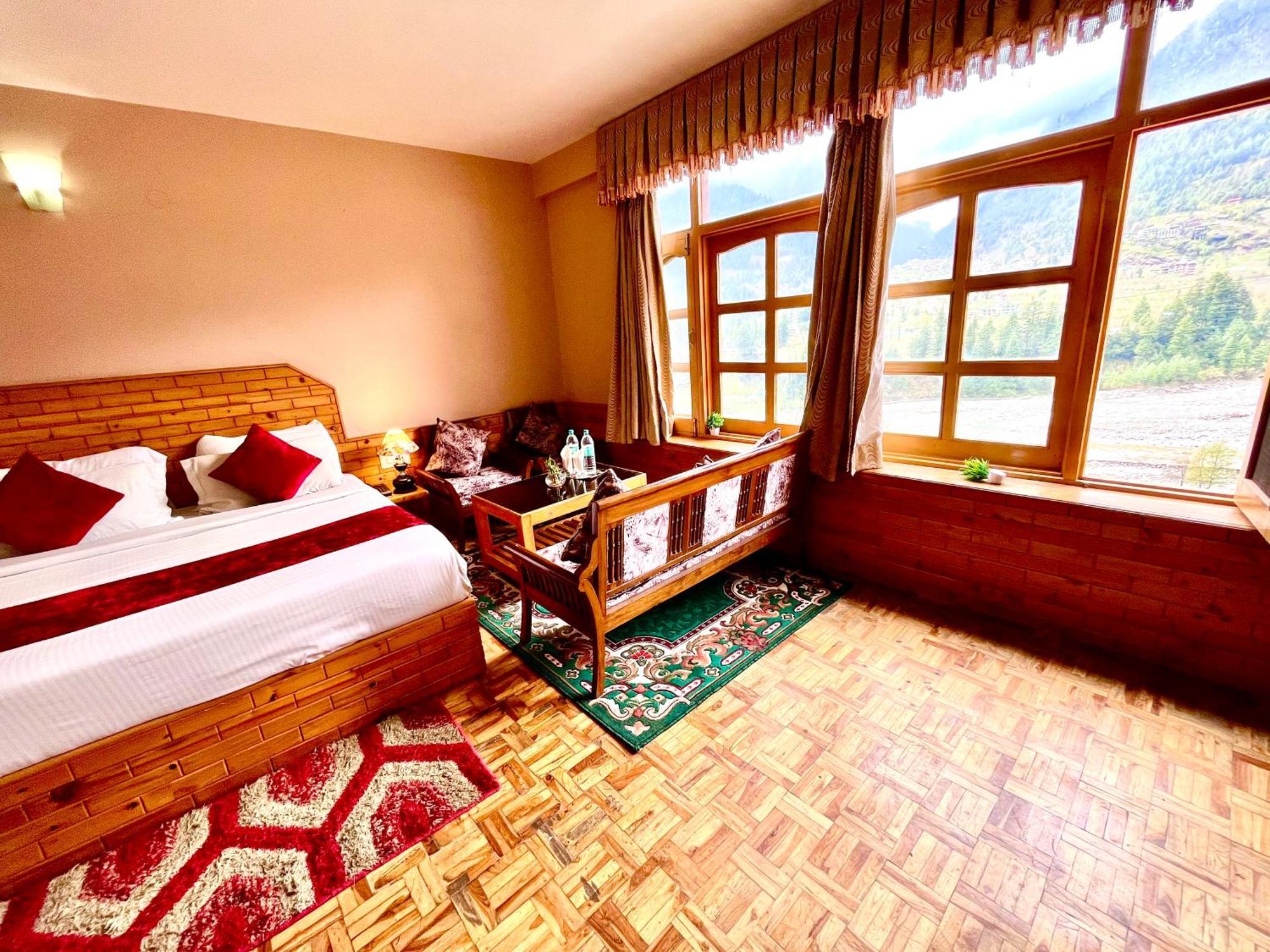 The Hollywood Vibes - #Riverview #Premium Rooms #Prime Location #Most Awarded #Parking #Top Rated #Open Terrace #Best Selling Hotel In Manali Exterior foto