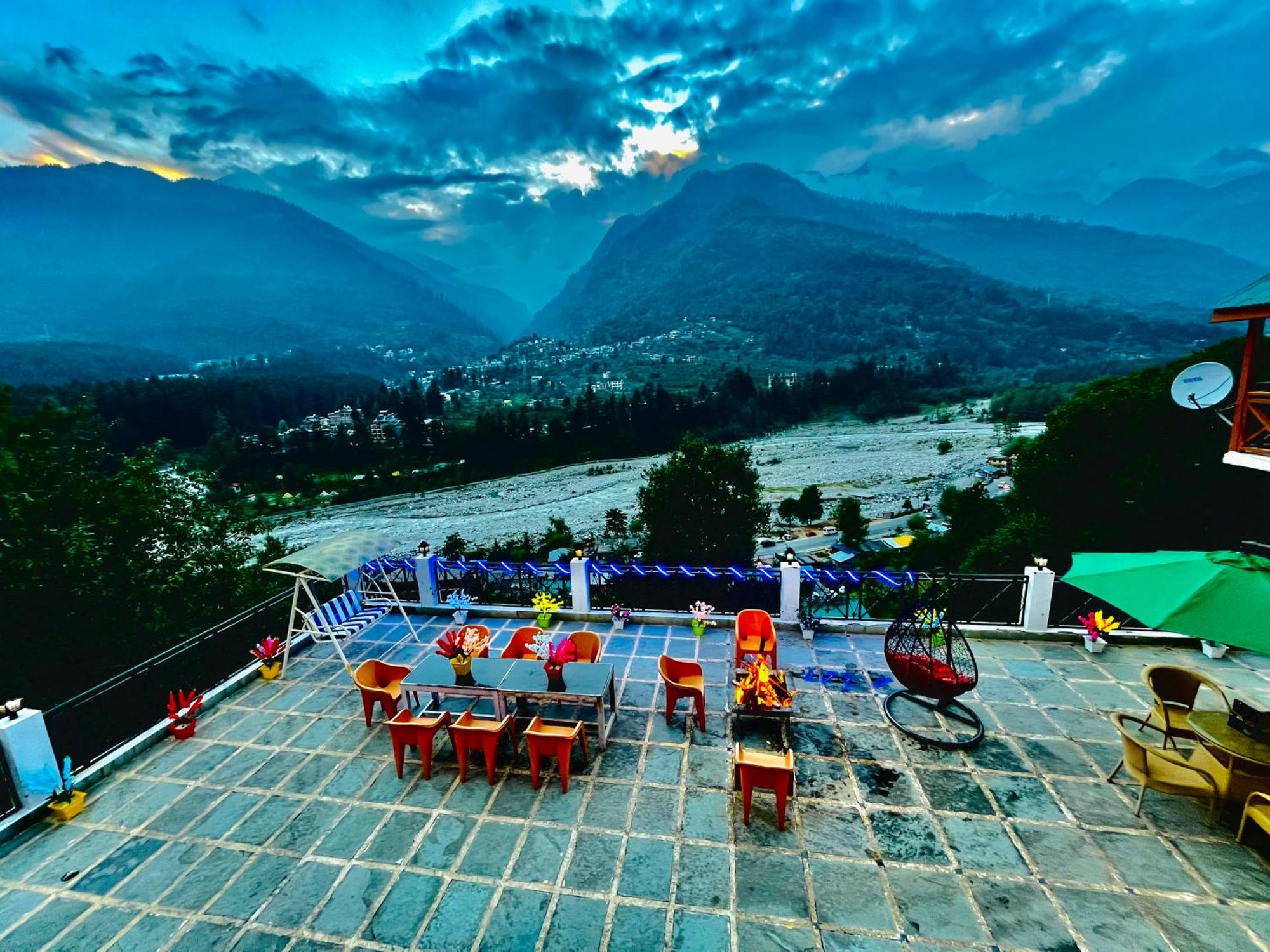The Hollywood Vibes - #Riverview #Premium Rooms #Prime Location #Most Awarded #Parking #Top Rated #Open Terrace #Best Selling Hotel In Manali Exterior foto