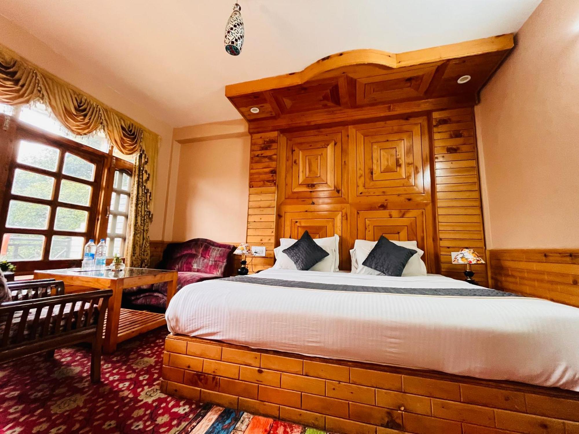 The Hollywood Vibes - #Riverview #Premium Rooms #Prime Location #Most Awarded #Parking #Top Rated #Open Terrace #Best Selling Hotel In Manali Exterior foto