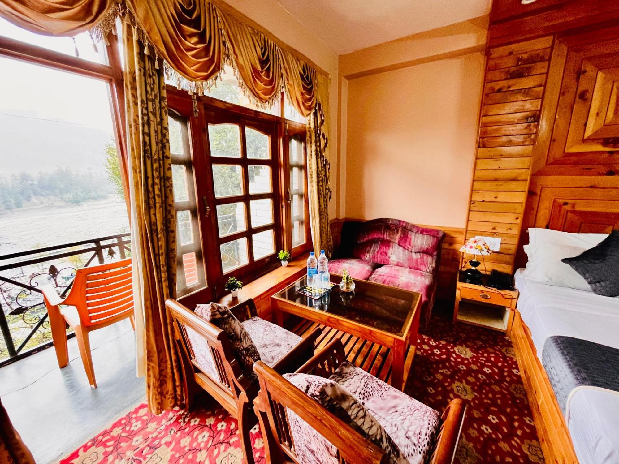 The Hollywood Vibes - #Riverview #Premium Rooms #Prime Location #Most Awarded #Parking #Top Rated #Open Terrace #Best Selling Hotel In Manali Exterior foto